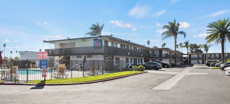 本图拉海滩6号汽车旅馆(Motel 6 Ventura, CA - Beach)图片