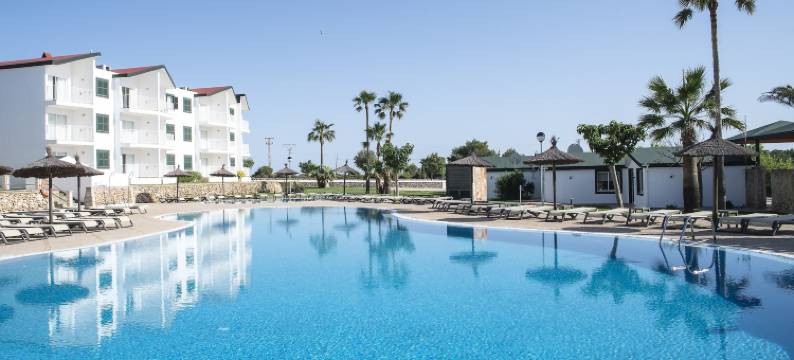 梅诺卡卡拉布拉内斯皮埃尔假日酒店式公寓(Pierre & Vacances Menorca Cala Blanes)图片