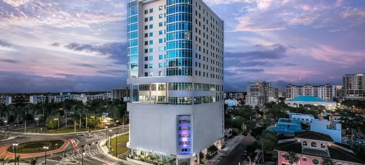 萨拉索塔希尔顿安泊酒店(Embassy Suites by Hilton Sarasota)图片