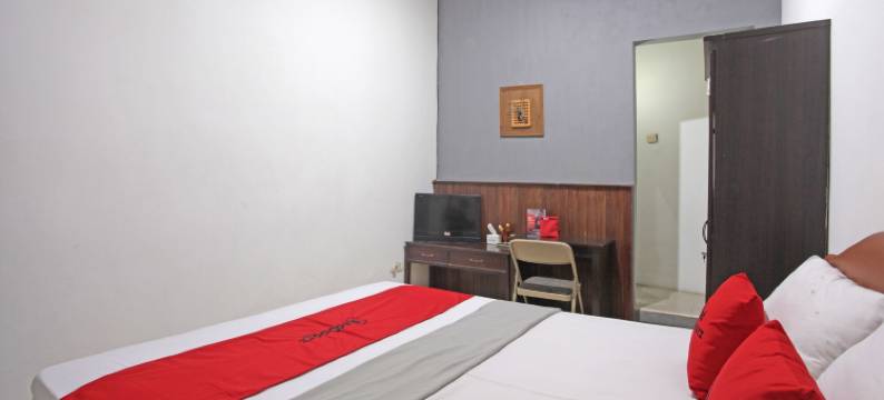 红多兹酒店-索卡诺哈他2(RedDoorz @ Soekarno Hatta 2)图片