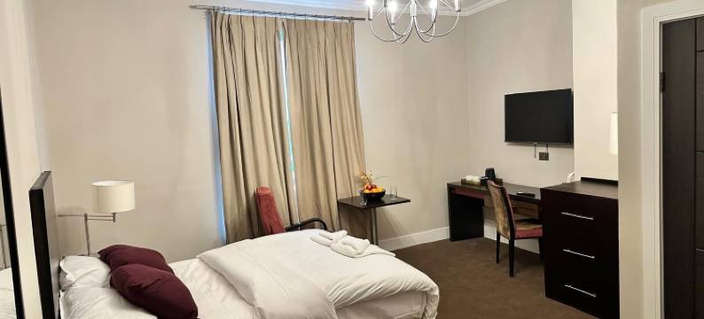 绿色阿丽亚娜酒店和餐厅(Green Ariana Hotel & Restaurant)图片