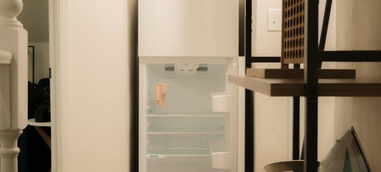 Modern Comforts with Smart Amenities - Stylish Cozy Oasis图片