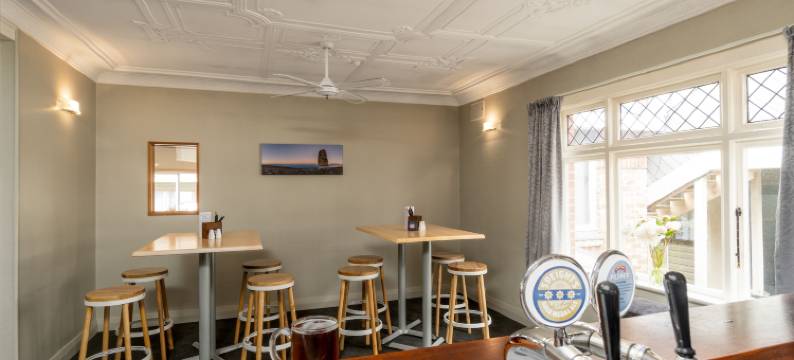 百年庭院酒店(Centennial Court Hotel)图片