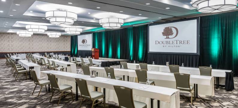 希尔顿逸林酒店-丹佛奥罗拉(DoubleTree by Hilton Denver-Aurora)图片