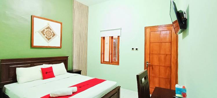 红门子清真酒店靠近UNTAG Banyuwangi 2(RedDoorz Syariah Near Universitas 17 Agustus Banyuwangi)图片