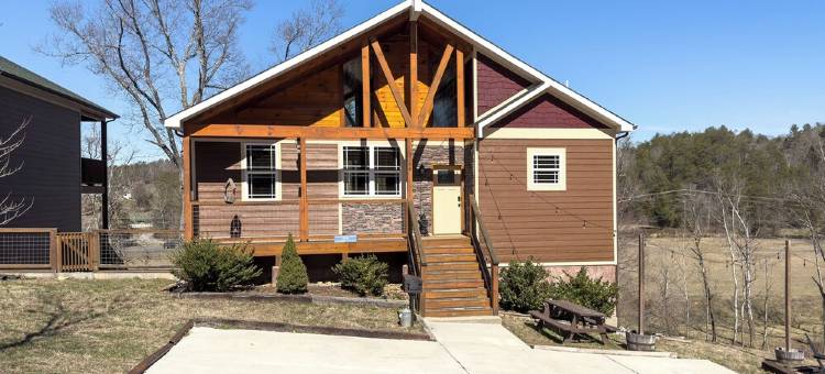 5 bdroom\ family friendly\WIFI\Hot Tub\Game Room\Creek Access\Near Parkway图片