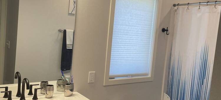 SEASONAL MONTHLY RENTAL: New modern winter home on lake Osakis.+ Sauk River.图片