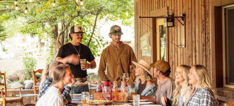 驼鹿溪牧场酒店(Moose Creek Ranch)图片