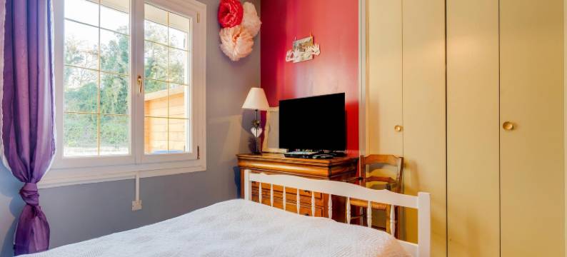 Villa with swimming pool in Sorgues图片