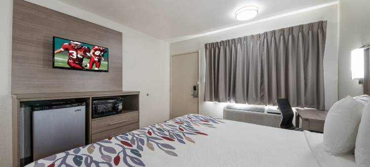 圣安东尼奥东红屋顶酒店 - 弗罗斯特银行中心(Red Roof Inn San Antonio E - Frost Bank Center)图片