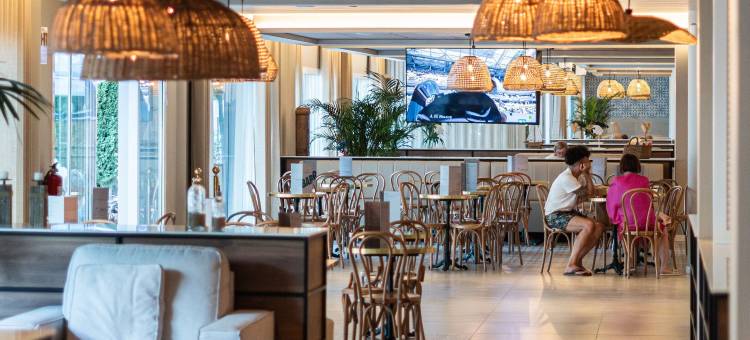 托萨镇唐胡安酒店(Hotel Don Juan Tossa)图片