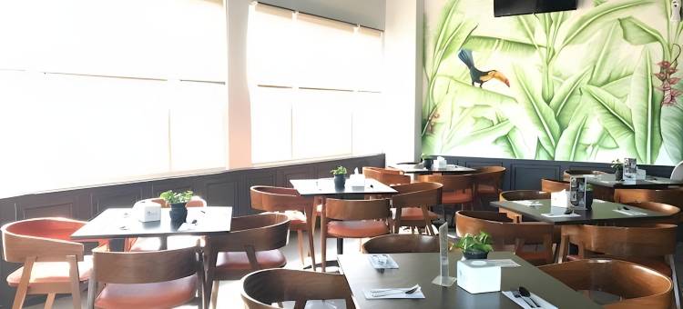 科迪里前一旅馆(Front One Inn Kediri)图片