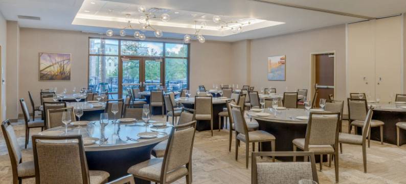 希尔顿逸林查尔斯顿河景酒店(DoubleTree by Hilton Charleston Riverview)图片