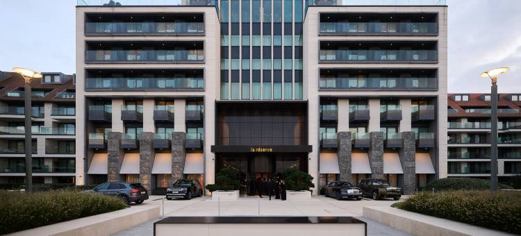 雷泽弗酒店(La Réserve Resort)图片