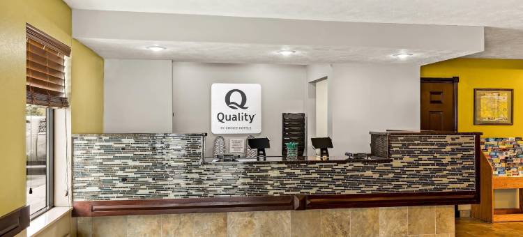 特拉弗斯城品质旅馆(Quality Inn Traverse City)图片