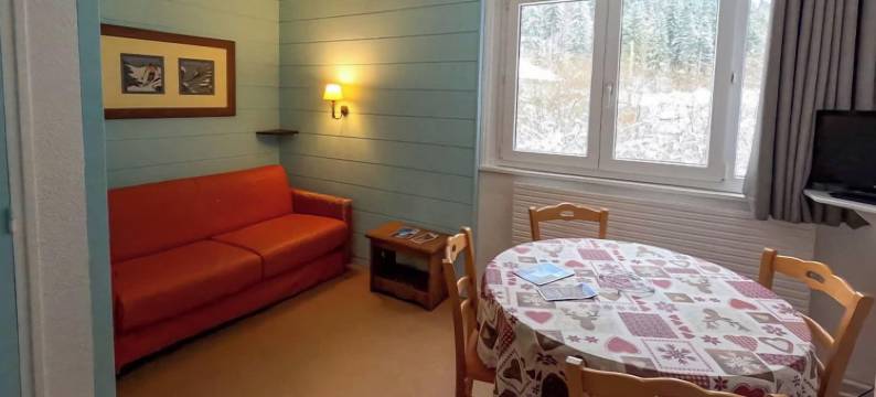 Vacancéole度假公寓，汝拉山(Residence Vacancéole les Monts Jura)图片