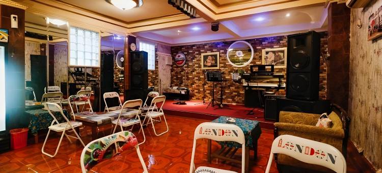 西波哥彭卡克伯格 @ 瑞德多兹酒店(RedDoorz at Hotel Andalus Puncak)图片
