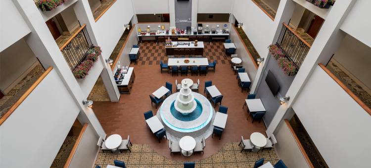 希尔顿欢朋套房酒店-洛克维尔中心NY酒店(Hampton Inn & Suites Rockville Centre)图片