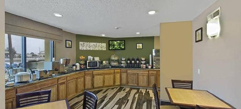 柯林斯堡呗盟套房酒店(Baymont by Wyndham Fort Collins)图片