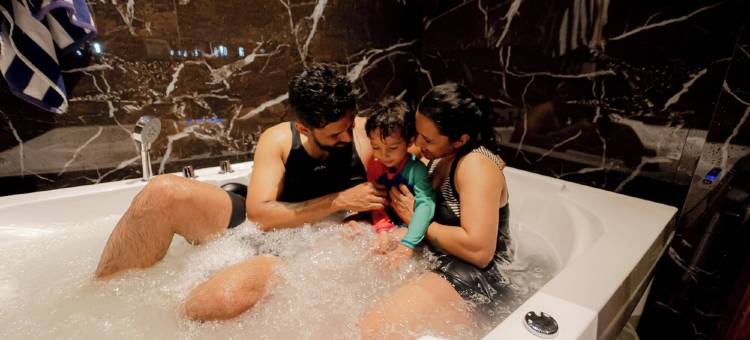 AMARA KOSHA MISTY NANDI HILLS - CN - Premium 2BHK Pool Villa with Private Jacuzzi, Movie Room & Food图片