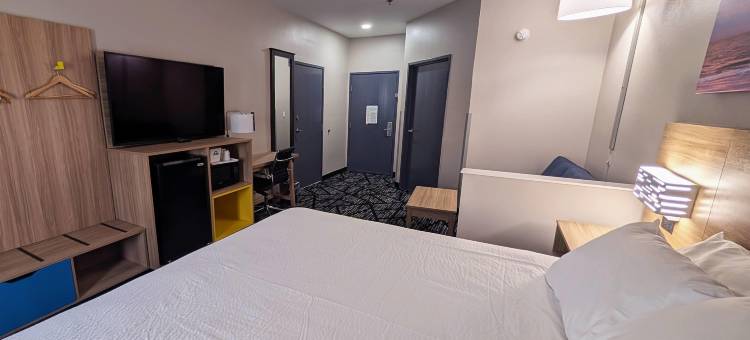 奥古斯塔艾森豪威尔堡附近温德姆戴斯套房汽车旅馆(Days Inn & Suites by Wyndham Augusta Near Fort Eisenhower)图片