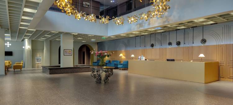 松树阿斯托里亚酒店(Pine Astoria Hotel)图片