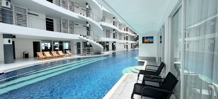 B14 - 两卧室公寓带泳池通道，卡伦海滩(B14 - 2 Bedroom Condo with Pool Access, Karon Beach)图片