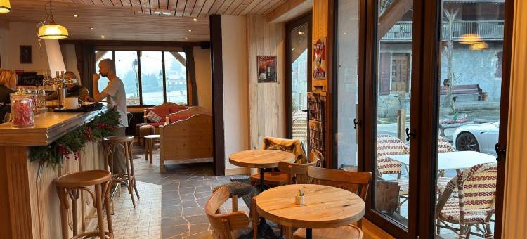 莫里永咖啡酒店(Café-Hôtel le Morillon, Domaine du Grand Massif-Samoëns)图片