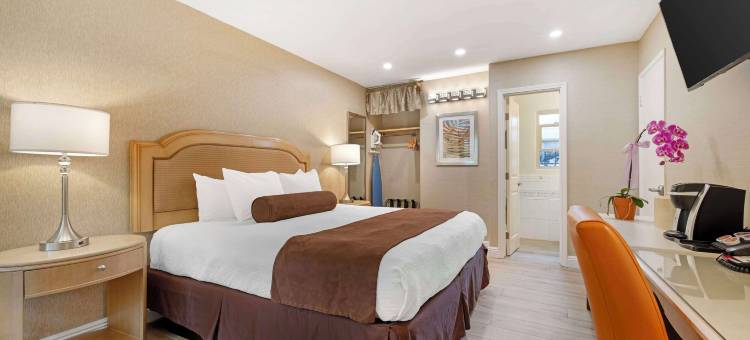 卡布里洛花园贝斯特韦斯特酒店(Best Western Cabrillo Garden Inn)图片