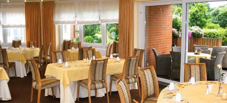 乔特威尔猎人酒店(Wolfsburg Sandkamp Hotel by Belvilla)图片