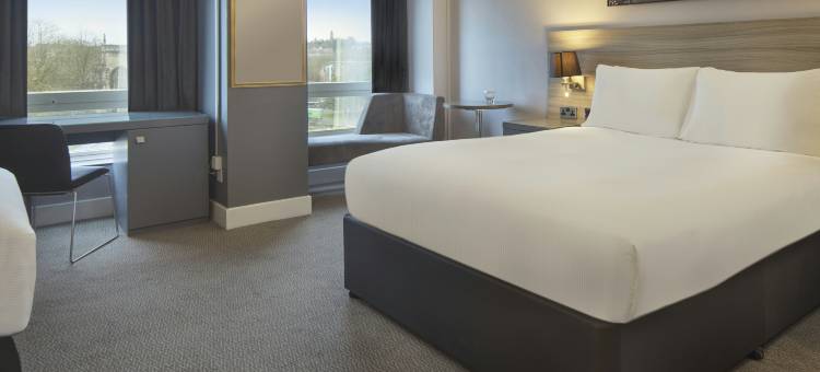 布里斯托尔城中心希尔顿逸林酒店(DoubleTree by Hilton Bristol City Centre)图片