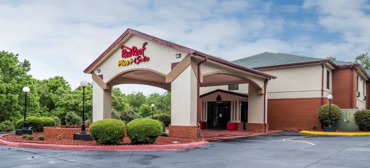 欧佩莱卡红屋顶普拉斯套房旅馆(Red Roof Plus+ & Suites Opelika)图片