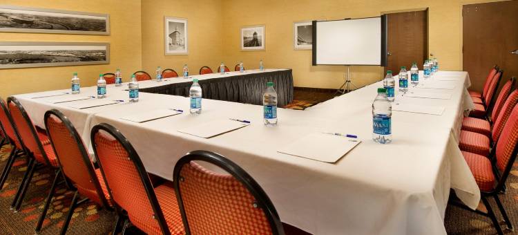 智选假日套房酒店查塔努加闹市(Holiday Inn Express & Suites Chattanooga Downtown)图片