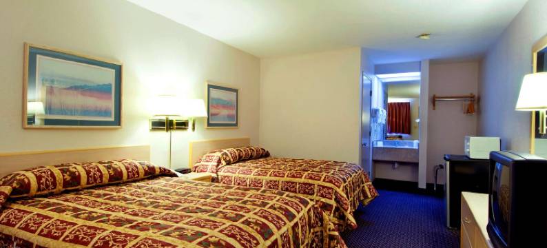 美洲贝斯特维佑酒店 - 加登城(Americas Best Value Inn-Garden City)图片