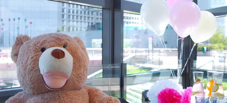 巴黎拉德芳斯万丽酒店(Renaissance Paris la Defense Hotel)图片