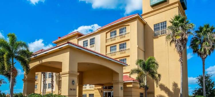 皮尔斯堡拉昆塔温德姆套房酒店(La Quinta Inn & Suites by Wyndham Ft. Pierce)图片