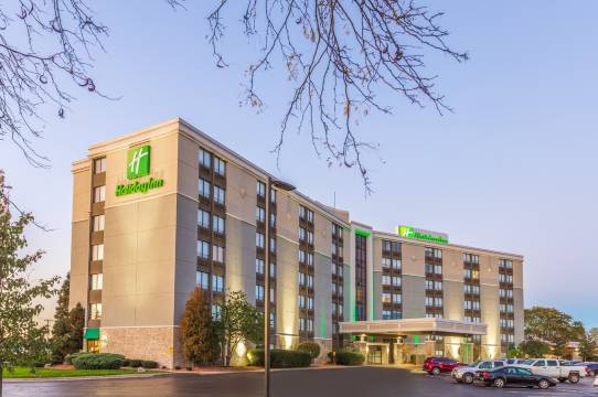 罗克福德假日酒店(Holiday Inn ROCKFORD(I-90&RT 20/STATE ST) by IHG)