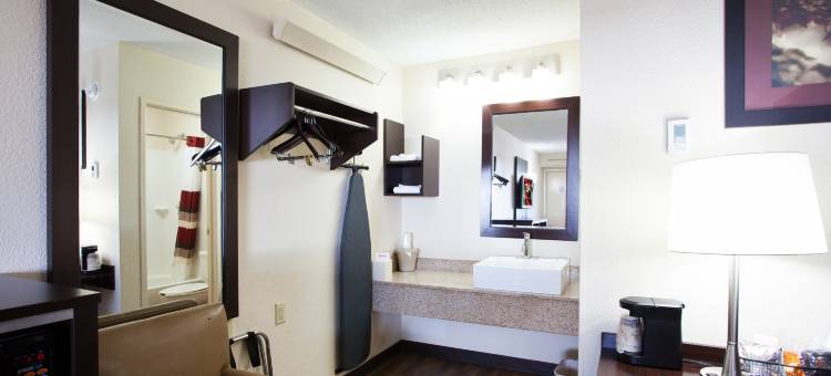 纳什维尔游乐场红屋顶PLUS+酒店(Red Roof Plus+ Nashville Fairgrounds)图片