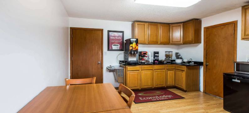 伊克诺套房旅馆(Econo Lodge Inn & Suites)图片