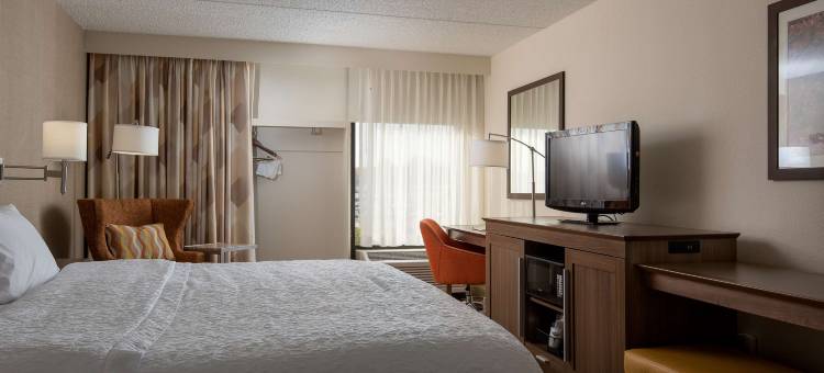 希尔顿欢朋酒店-科默斯(Hampton Inn Commerce)图片