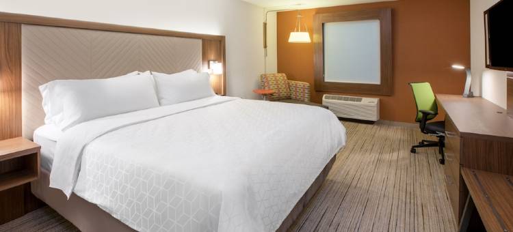 Holiday Inn Express Hotel & Suites Las Vegas, an IHG Hotel图片