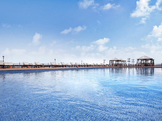 卡米内拉乐部坎波酒店