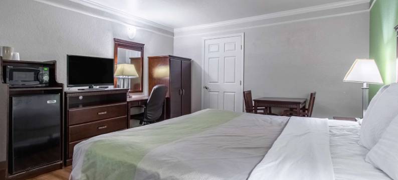 金斯堡6号汽车旅馆(Motel 6 Kingsburg, CA)图片