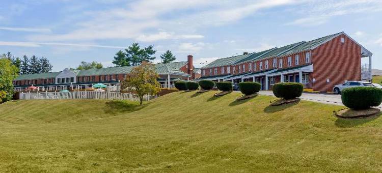 品质酒店韦恩斯伯勒 - 天际线驱动(Quality Inn Waynesboro - Skyline Drive)图片