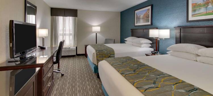 印第安纳波利斯北金字塔贝斯特韦斯特优质酒店(Best Western Plus Indianapolis North at Pyramids)图片