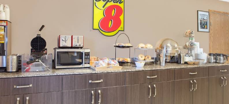 阿萨巴斯卡速8酒店(Super 8 by Wyndham Athabasca AB)图片