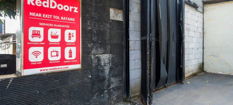 RedDoorz Near Exit Tol Batang图片
