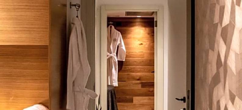 金色皇冠酒店(Golden Crown Hotel)图片