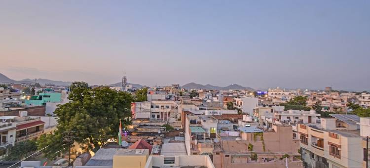 Treebo 帕拉斯拉杰靠近城市宫殿(Treebo Paras Raj Near City Palace)图片