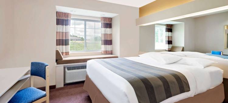 温德姆·乔普林麦客达套房酒店(Microtel Inn & Suites by Wyndham Joplin)图片